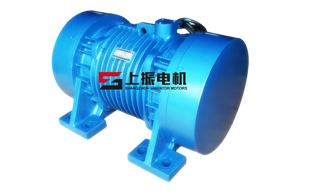 1振動(dòng)電機(jī)的激振力利用率高、能耗小、噪音低、壽命長(zhǎng)